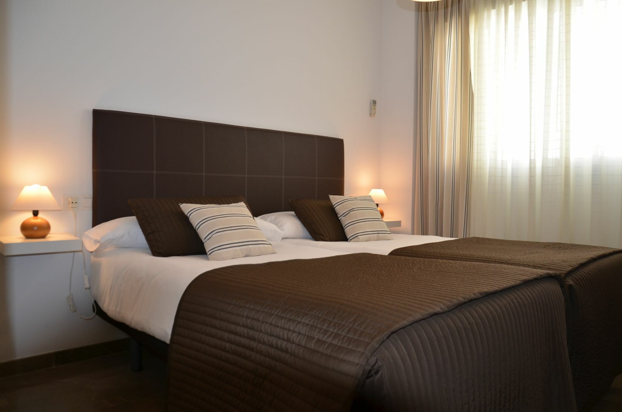 Apartamentos San Isidro 44 Granada Exterior photo